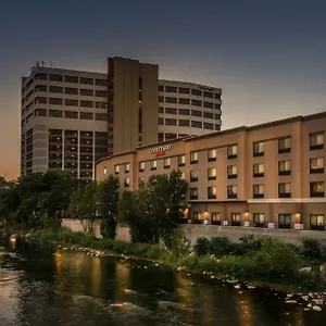 Courtyard By Marriott Downtown/riverfront Hotel